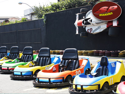 SP Diversoes <!-- Festa, Festas, DIVERSOES, brinquedos, eletrônicos, infantil, criança, KART, BOLICHE, HAPPY HOUR, GASTRONOMIA, EVENTOS, SNOOKER, KARAOKê, karaoke-->