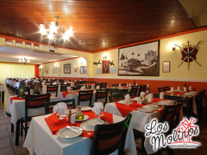 Los Molinos Restaurante <!-- espanhola, massas, peixes, paella, frutos do mar -->