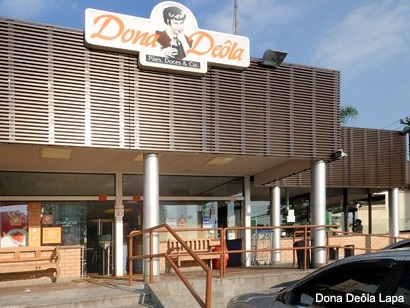 Dona Deôla<!-- padaria, padarias-->